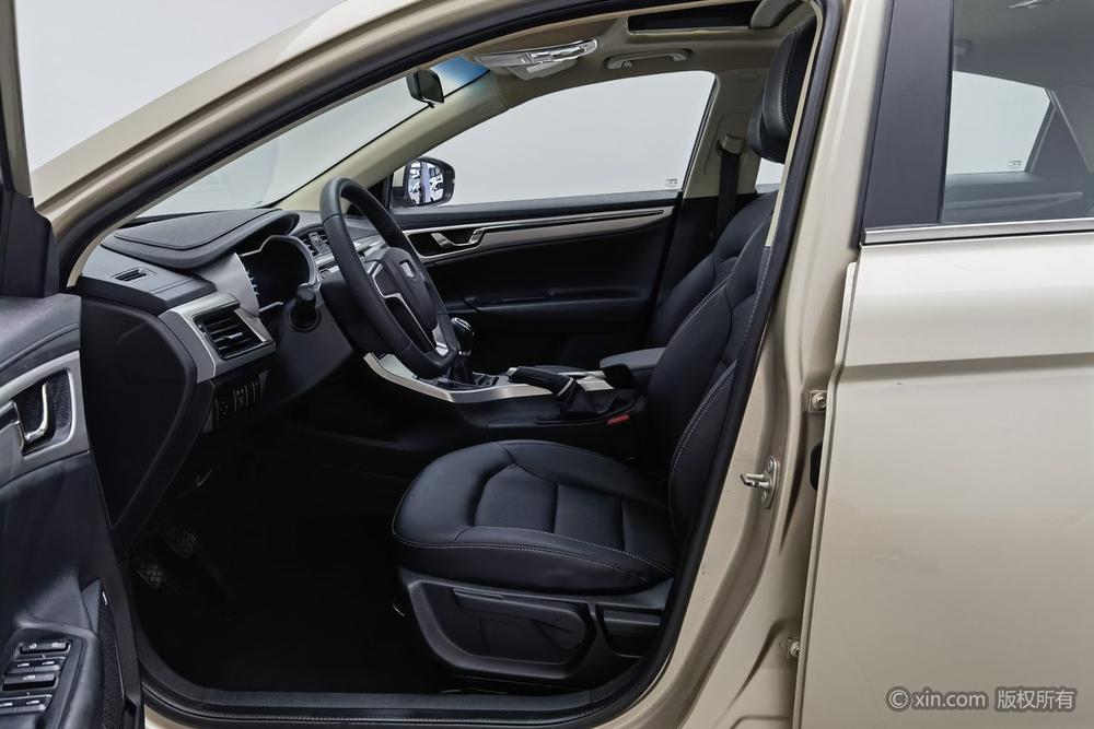 Geely Emgrand GL 2017 1.8L Manual Elite – фото 17