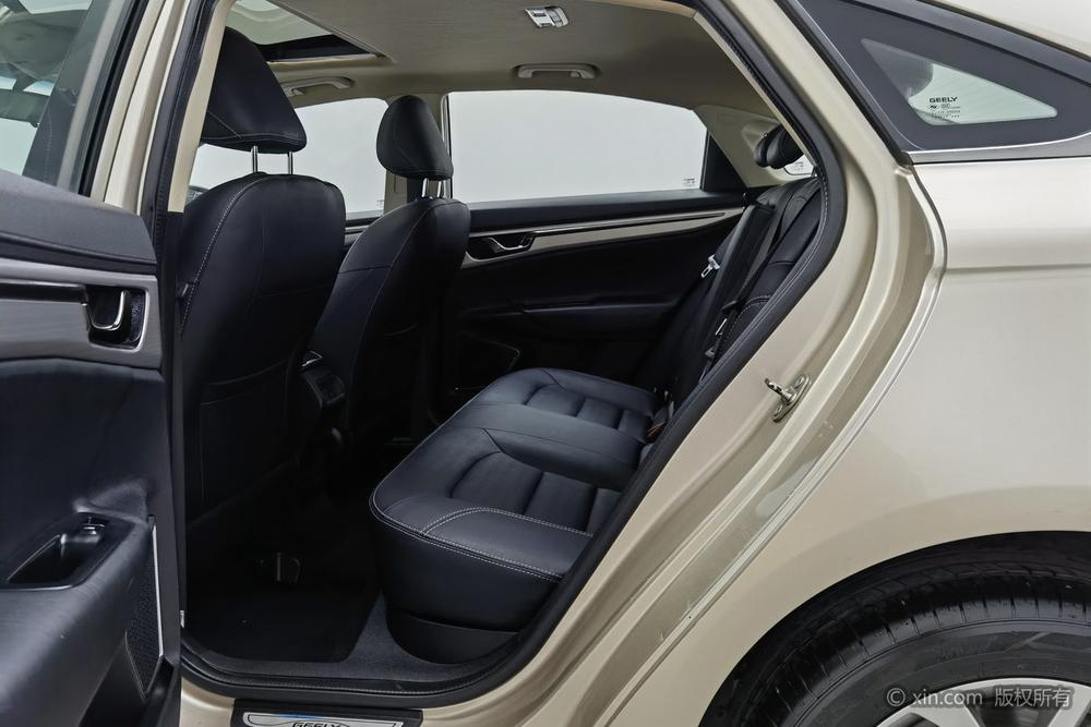 Geely Emgrand GL 2017 1.8L Manual Elite – фото 19