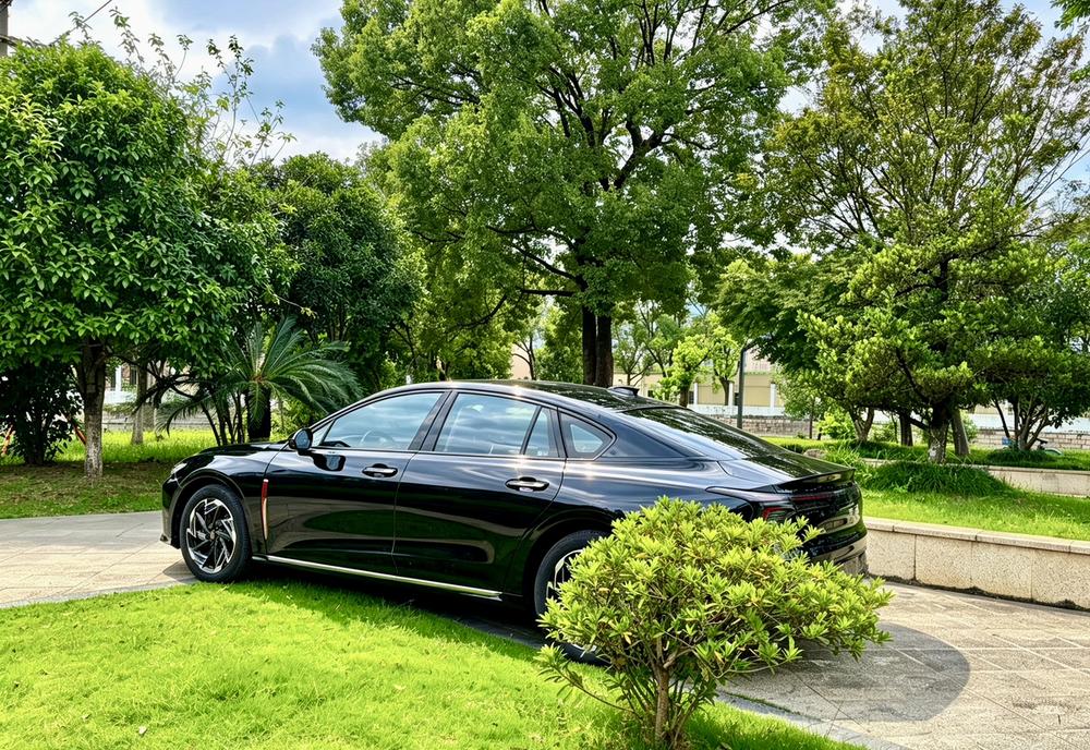 HONGQI H6 2023 2.0T Zip Edition – фото 4