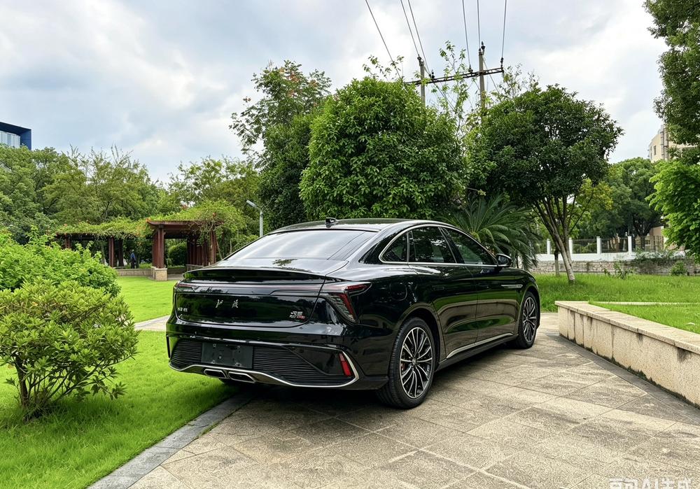 HONGQI H6 2023 2.0T Zip Edition – фото 8