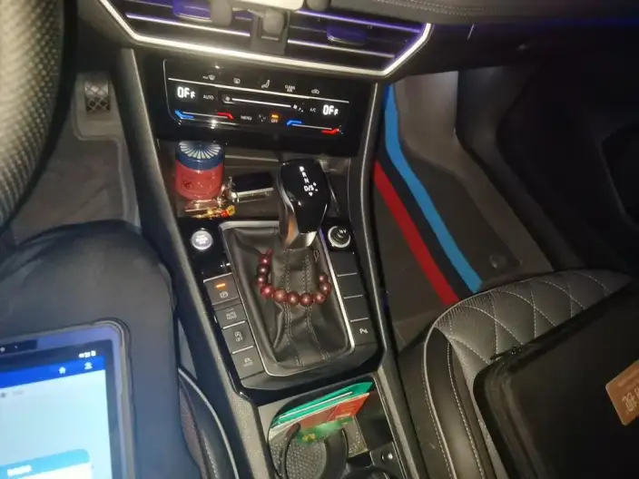 Volkswagen Sagitar 2023 Model 300TSI DSG Superior Edition – фото 9