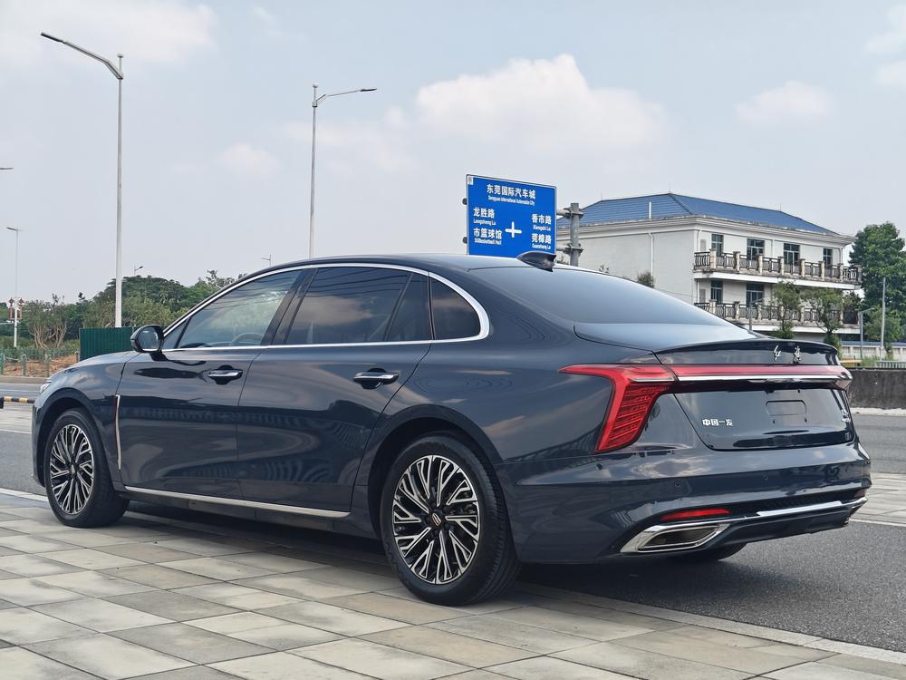 Hongqi H5 2024 2.0T Automatic Smart Enjoy Link Flag Link Edition – фото 5