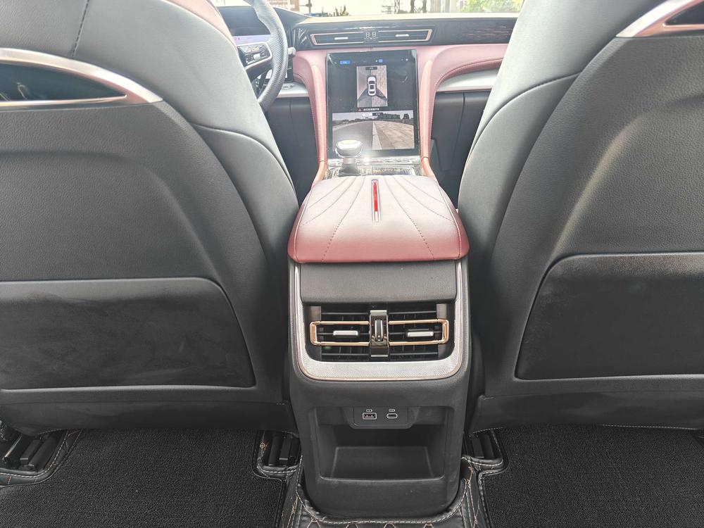 Hongqi H5 2024 2.0T Automatic Smart Enjoy Link Flag Link Edition – фото 12