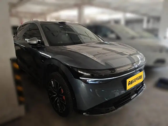ZEEKR 7X 2025 Model 75kWh Rear Drive Smart Driving Edition – фото 3