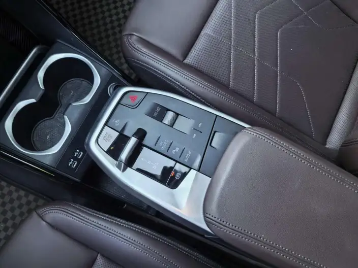 BMW X1 2023 Model sDrive25Li M Sports Set – фото 10