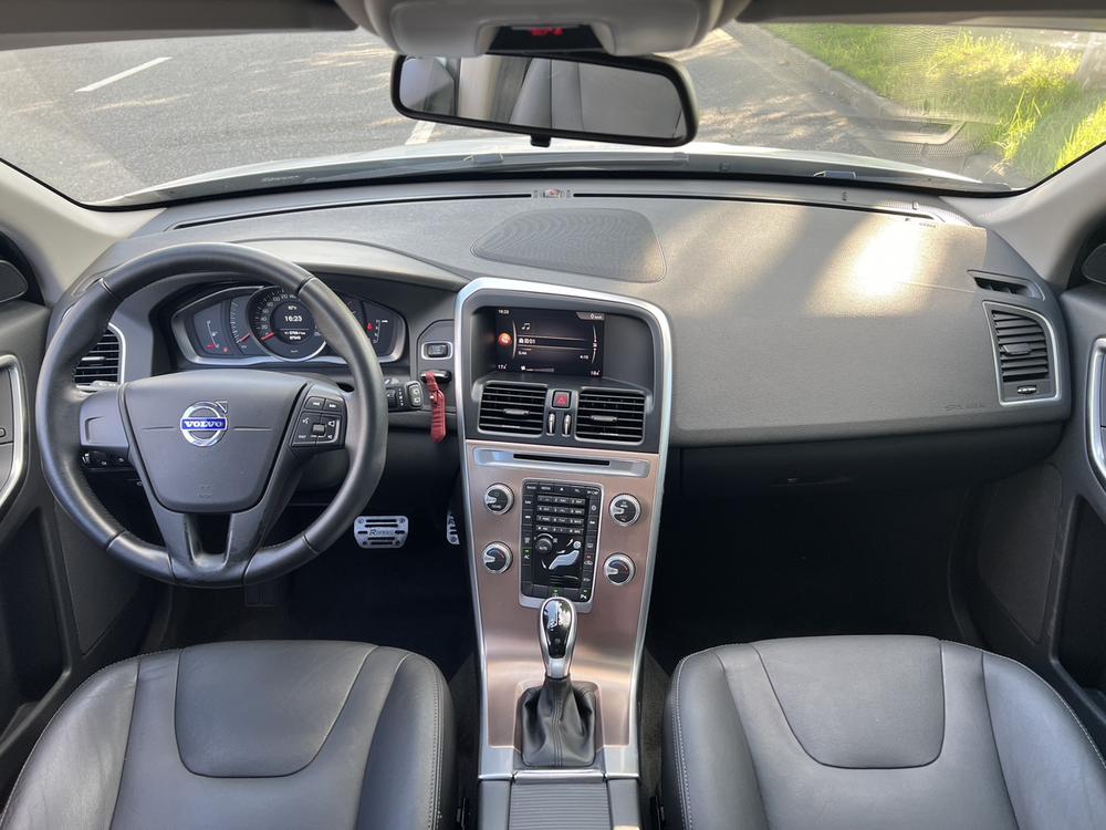Volvo XC60 2017 модификация T5 Zhixing L Class Edition – фото 9