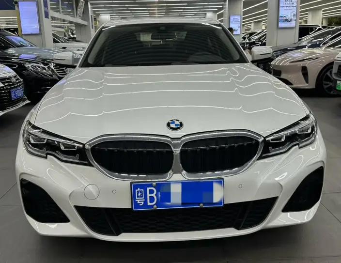 BMW 3 Series 2022 Model 325i M Sports Set – фото 2