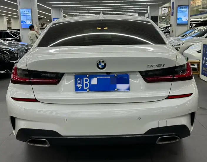 BMW 3 Series 2022 Model 325i M Sports Set – фото 5