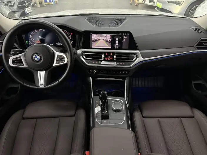 BMW 3 Series 2022 Model 325i M Sports Set – фото 7