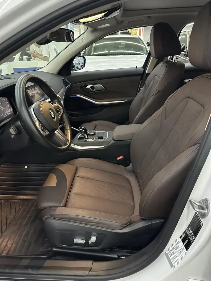 BMW 3 Series 2022 Model 325i M Sports Set – фото 9