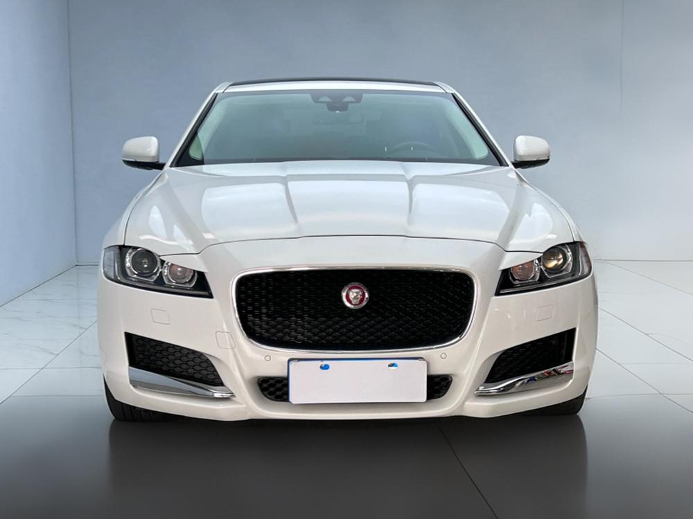 Jaguar XFL 2017 XFL 2.0T 240PS Luxury – фото 2