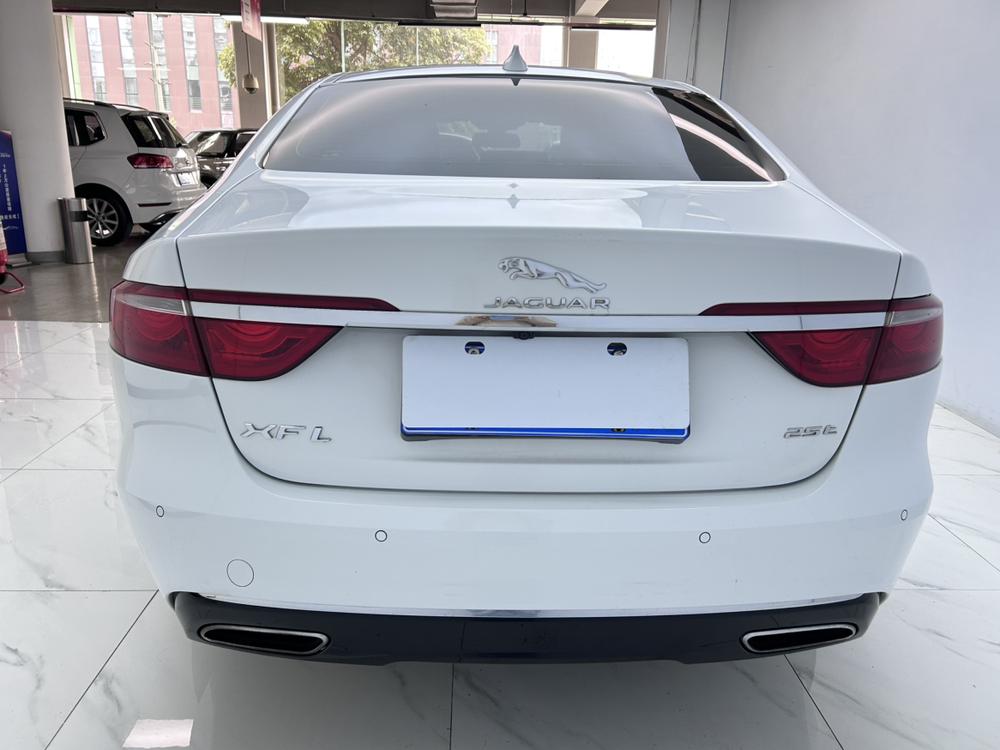 Jaguar XFL 2017 XFL 2.0T 240PS Luxury – фото 6