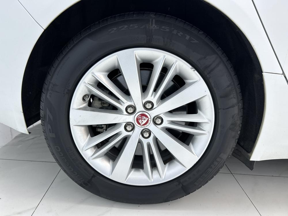 Jaguar XFL 2017 XFL 2.0T 240PS Luxury – фото 8