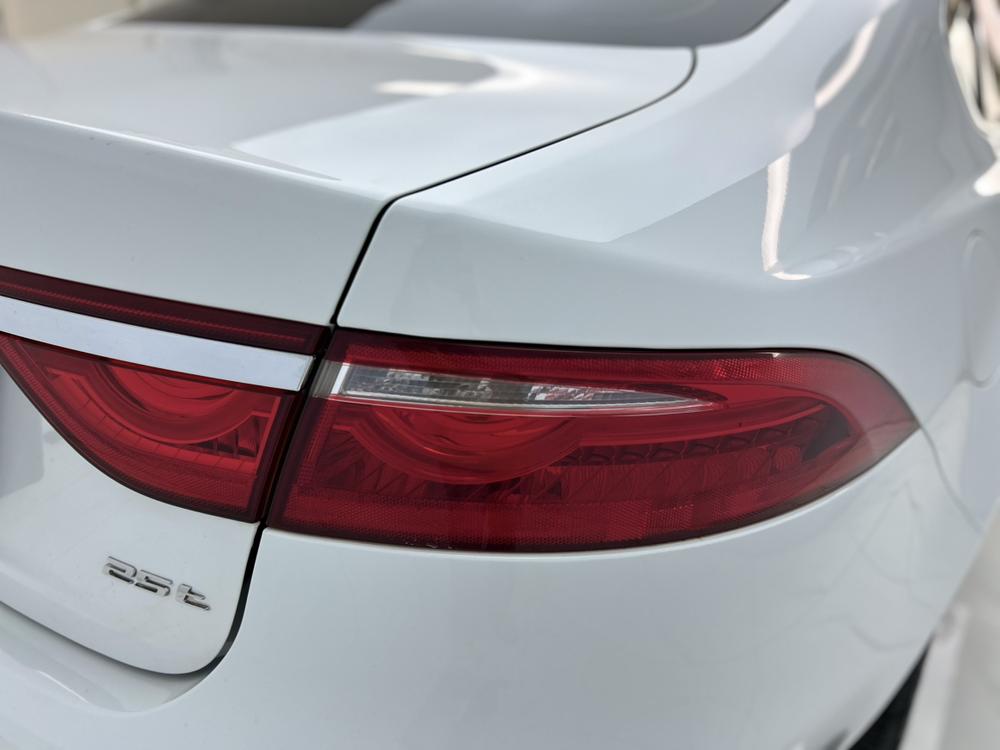 Jaguar XFL 2017 XFL 2.0T 240PS Luxury – фото 11