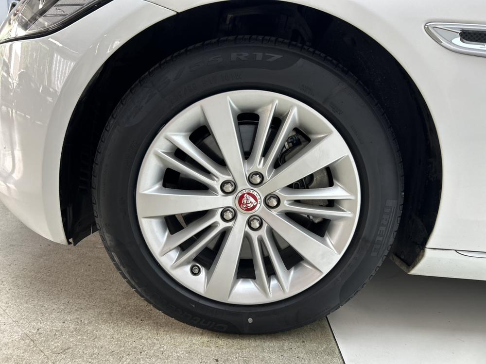 Jaguar XFL 2017 XFL 2.0T 240PS Luxury – фото 17