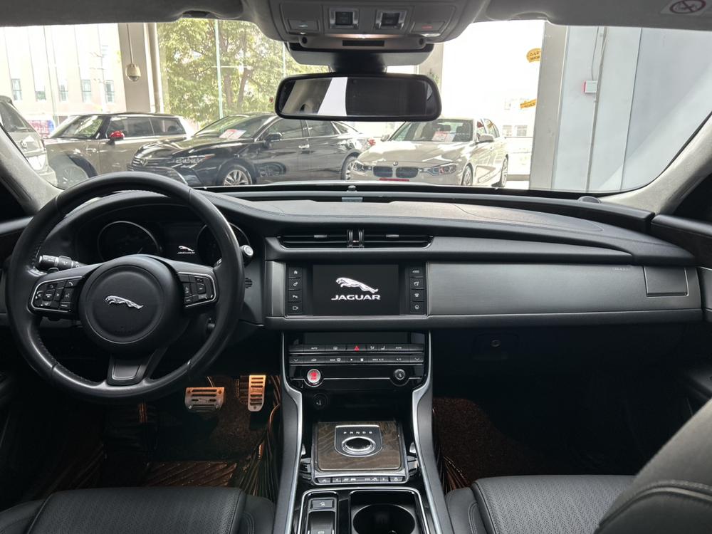 Jaguar XFL 2017 XFL 2.0T 240PS Luxury – фото 19