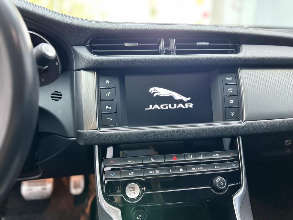Jaguar XFL 2017 XFL 2.0T 240PS Luxury – фото 20