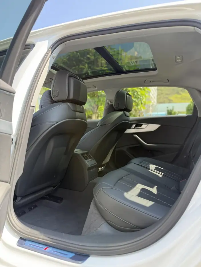 Audi A4 L 2024 Model 40 TFSI Fashion Dynamic Model – фото 8