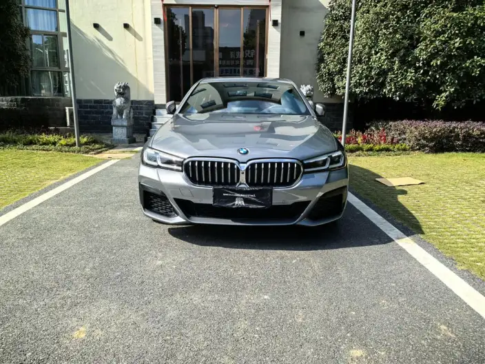 BMW 5 Series Imported 2022 Model Facelift II 530i Fashion edition M Sports Set – фото 2