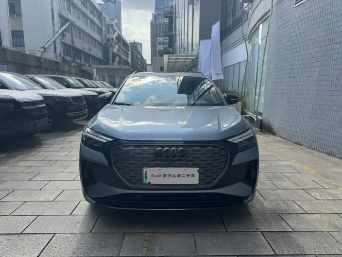 Audi Q4 e-tron 2024 Model 50 e-tron quattro Genesis Night Edition – фото 2