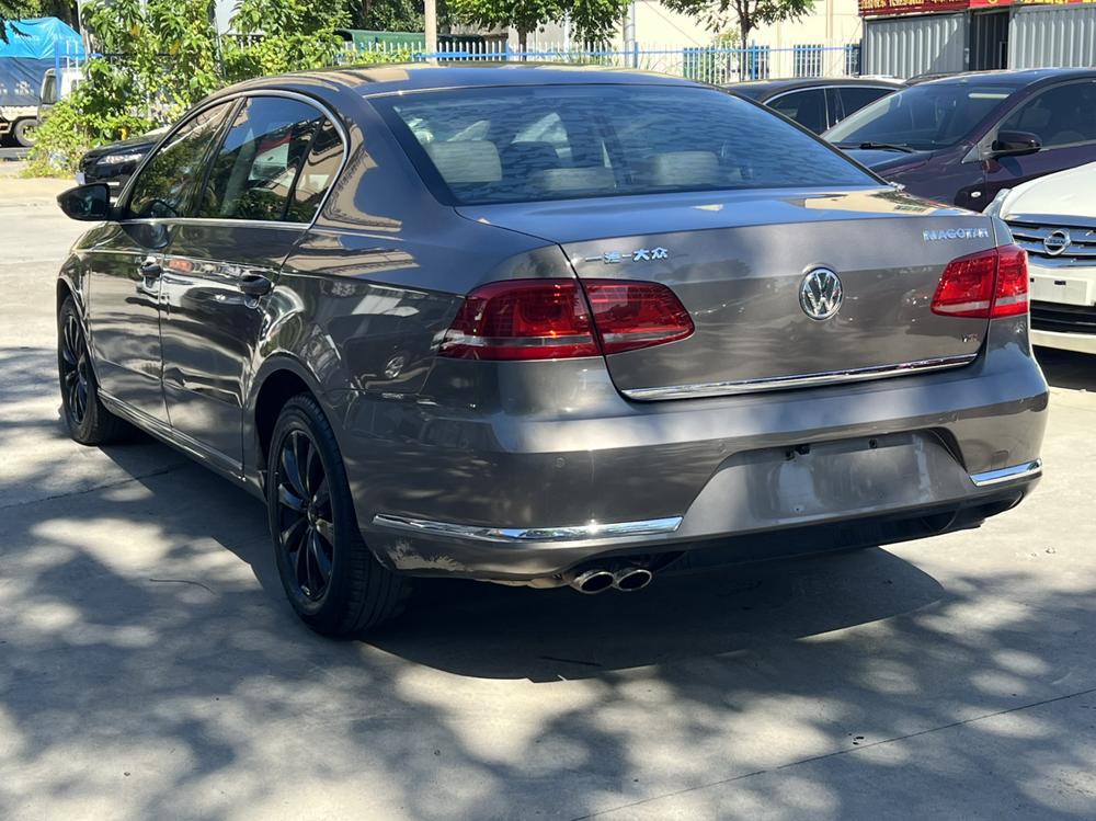 Volkswagen Magotan 2015 модификация комплектация 1.8TSI Luxury – фото 4