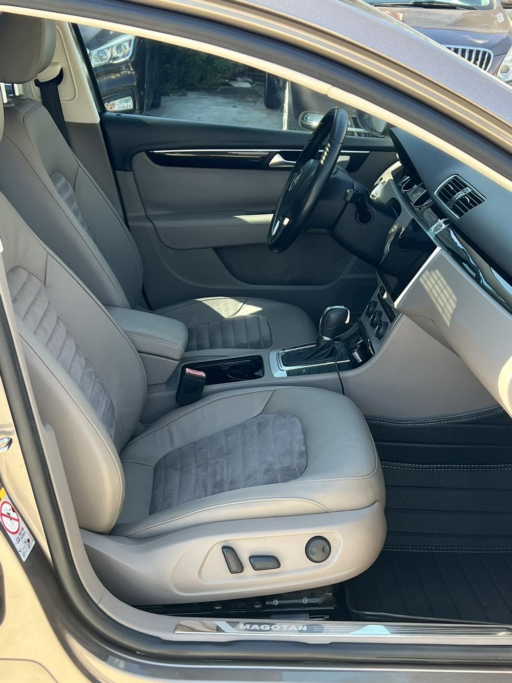 Volkswagen Magotan 2015 модификация комплектация 1.8TSI Luxury – фото 11