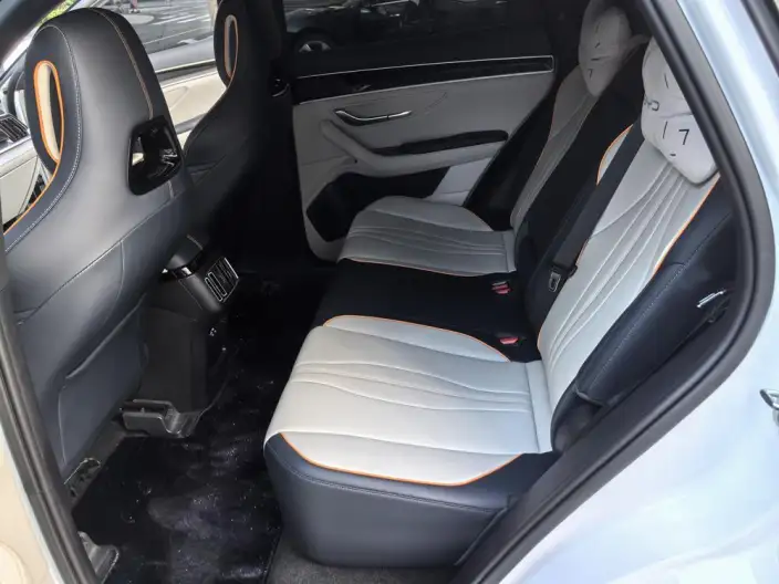 BYD Song PLUS EV 2023 Model Champion Edition 520KM Noble Model – фото 10