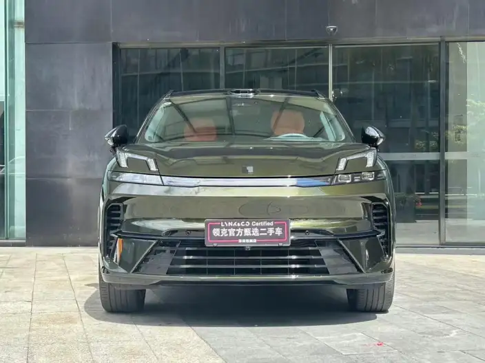 Lynk & Co 08 EM-P 2026 Model 210 4WD Performance Ultra H7