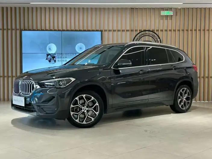 BMW X1 2022 Model sDrive25Li Leading Model – фото 1