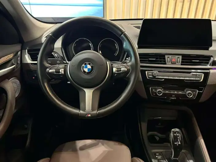 BMW X1 2022 Model sDrive25Li Leading Model – фото 8