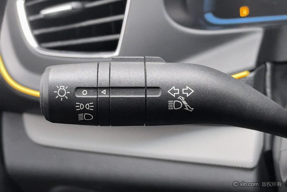 Roewe 360 2016 модификация 1.5L автоматическое Smart Screen Edition – фото 16