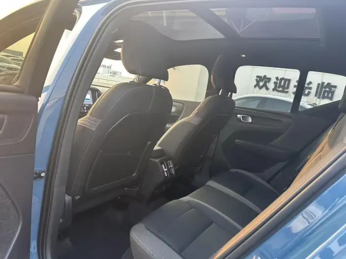 Volvo XC40 2024 Model B3 Smart Range Deluxe Edition – фото 10
