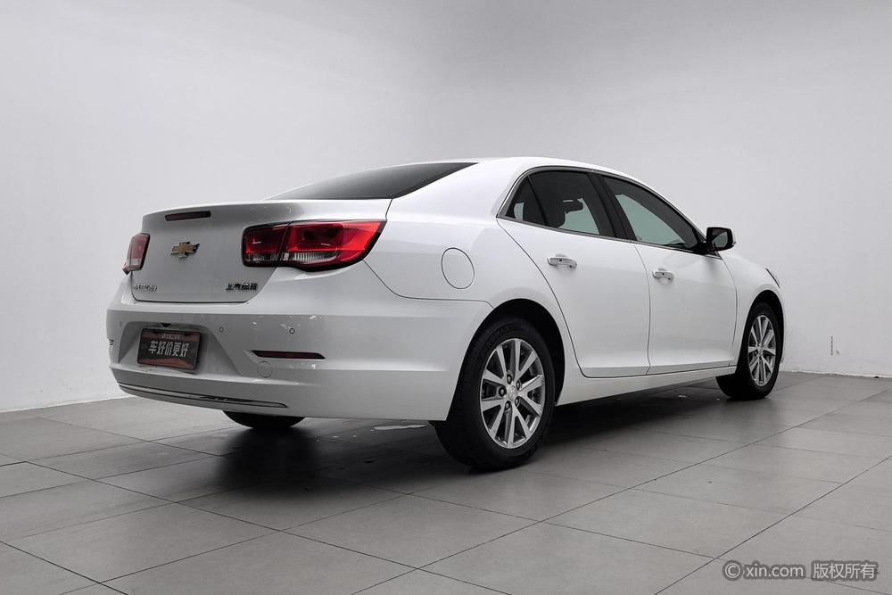 Chevrolet Malibu 2017 1.5T Automatic Luxury – фото 4