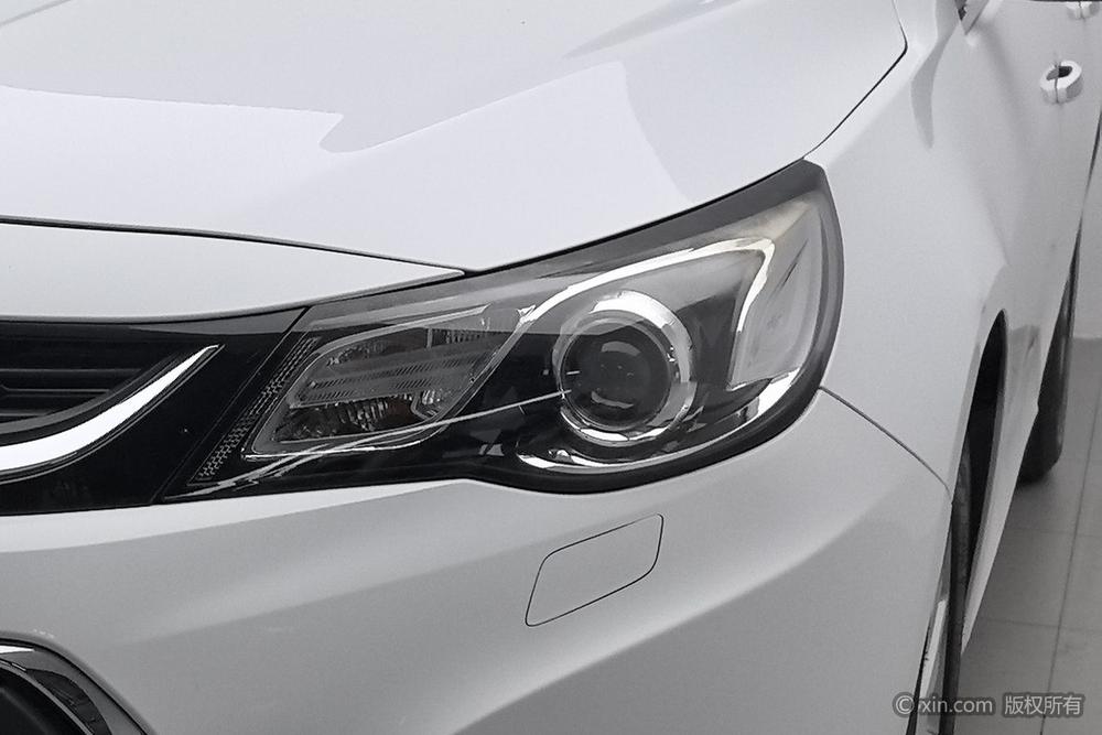 Chevrolet Malibu 2017 1.5T Automatic Luxury – фото 7