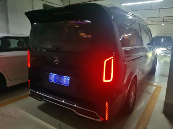 Viano 2024 Model 2.0T Business Edition 7 seat – фото 3