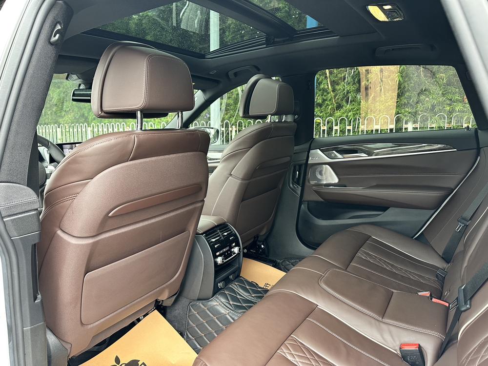 BMW 6 Series GT Модель 2019 года 630i M Sports Traveler Edition – фото 15