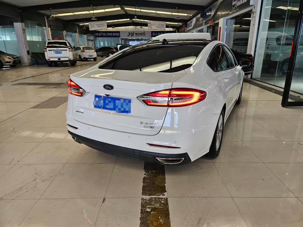 Ford Mondeo 2020 EcoBoost 180 Fashion – фото 4