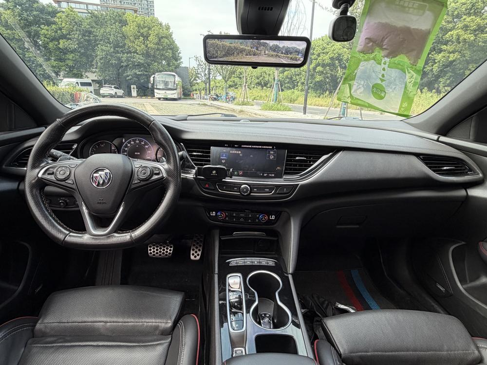 Buick Regal 2021 GS 28T Premium – фото 13