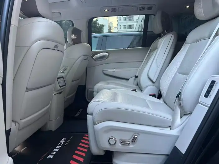 Lynk & Co 900 2025 Model 2.0T Ultra VI seat – фото 10