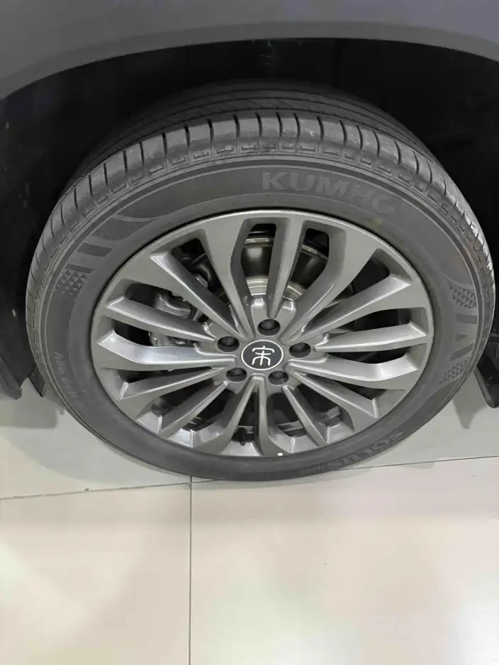Song Ultra DM 2026 Model DM-i 205KM Beyond Edition – фото 6