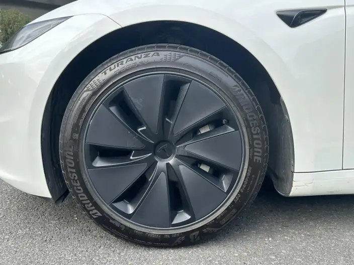 Model 3 2025 Model Rear-wheel drive version – фото 9