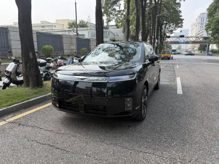 XPENG GX 2026 Model Extended Range 1585 4WD Ultra SE