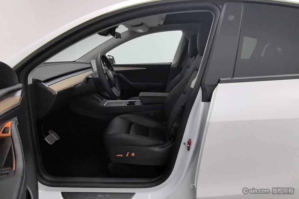 Tesla Model Y 2021 Performance AWD – фото 24