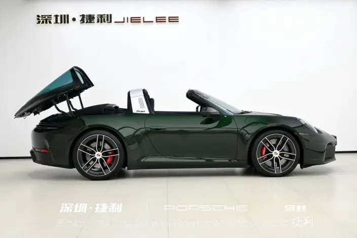 PORSCHE 911 2026 Model Targa 4 GTS 3.6T – фото 5