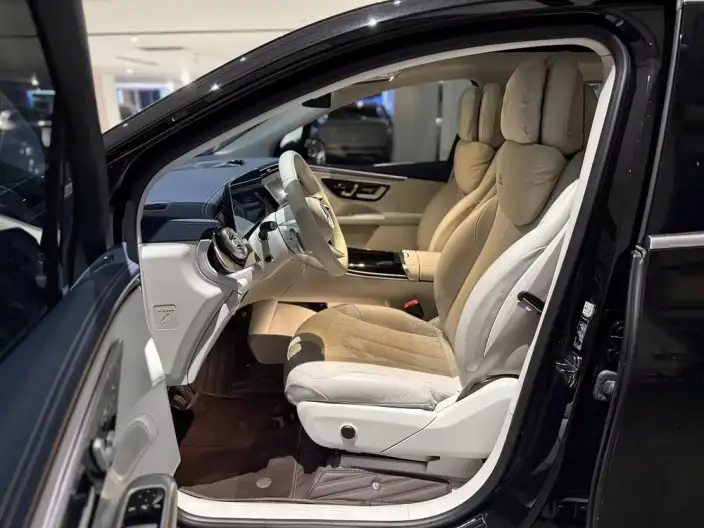 Mercedes-Benz EQE SUV 2024 Model EQE SUV 350 4MATIC Pioneer Edition – фото 8
