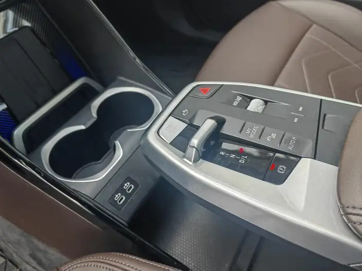BMW X1 2025 Model sDrive25Li X Design Set – фото 6