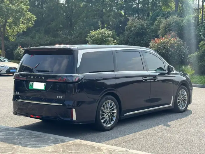 VOYAH Dreamer PHEV 2024 Model Ultra-long Endurance Ultimate Edition – фото 6
