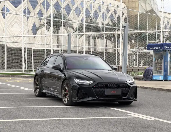 Audi RS 6 2024 Model RS 6 4.0T Avant Performance – фото 3