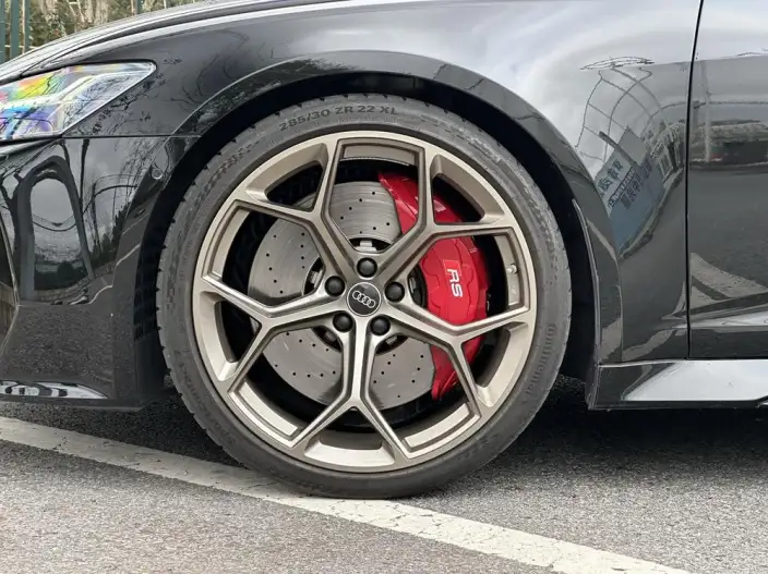 Audi RS 6 2024 Model RS 6 4.0T Avant Performance – фото 8