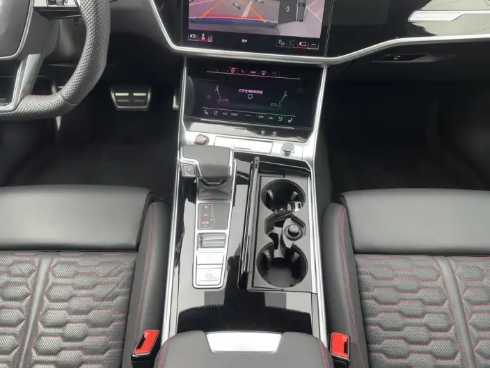 Audi RS 6 2024 Model RS 6 4.0T Avant Performance – фото 9
